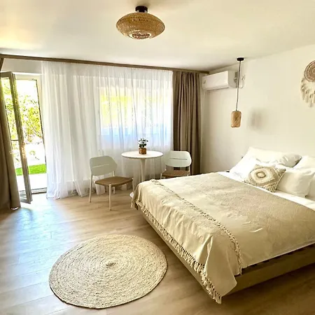 Apartment Antara